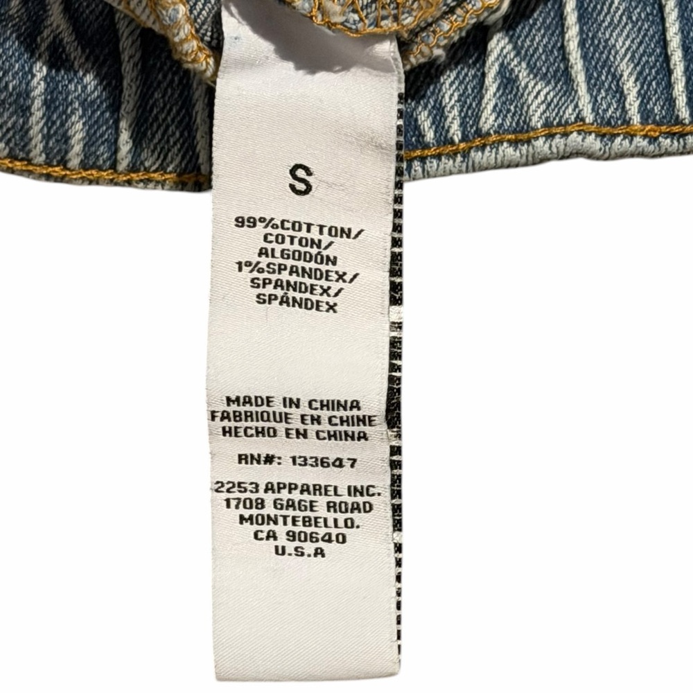 REgeneration by Celebrity Pink Light Wash Mid Rise Cuffed Utility Shorts - Small - Picture 6 of 11